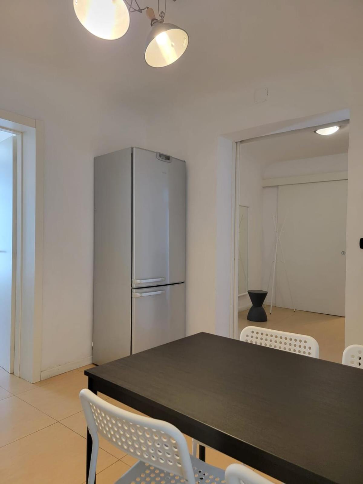 Central Station Apartment Бари Экстерьер фото
